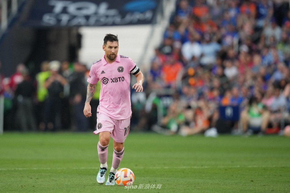 里任何轻松 里任何轻松