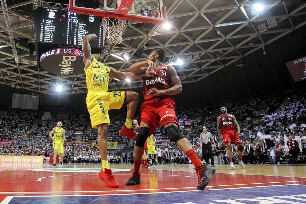 展现顽强拼 展现顽强拼