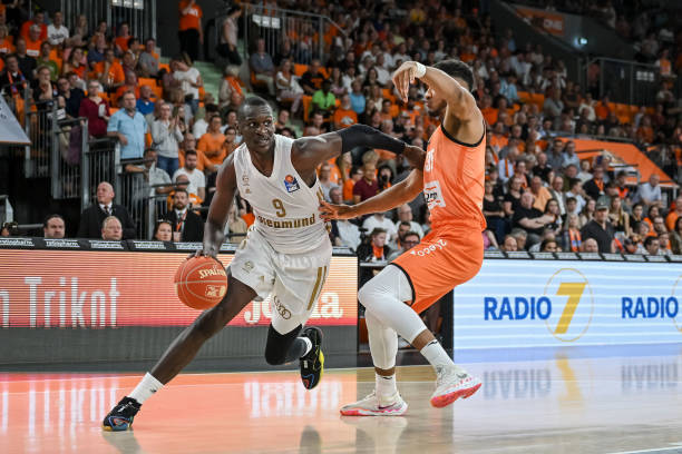 欢欣鼓舞 欢欣鼓舞